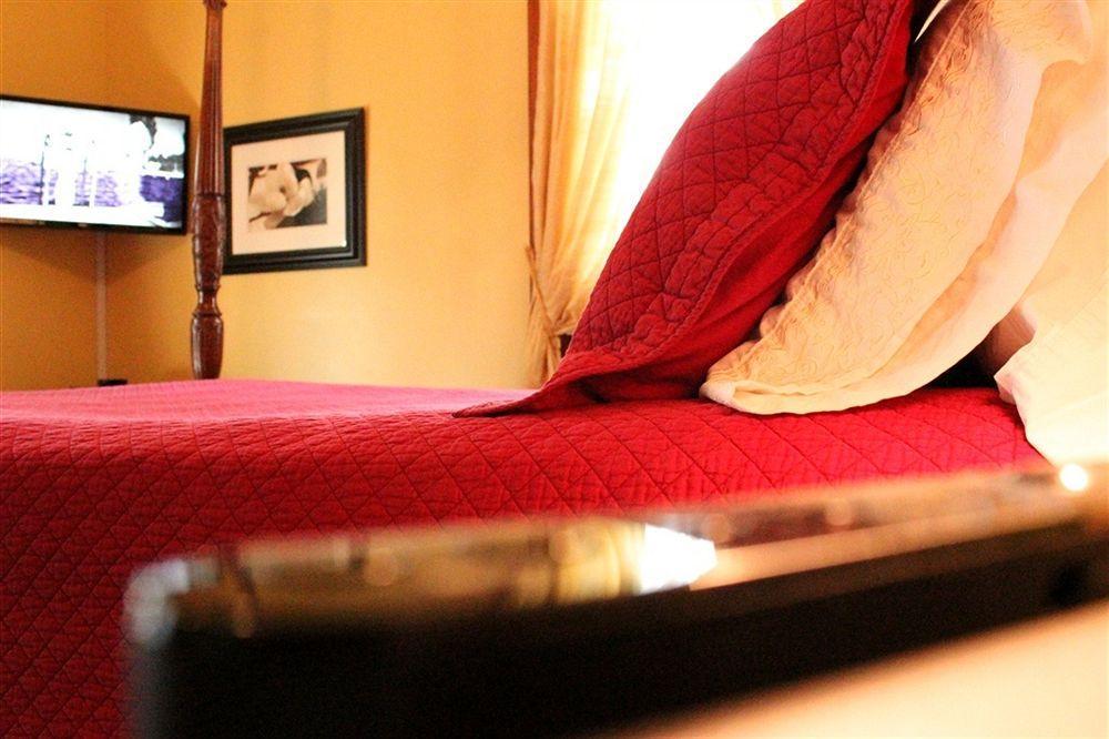 Evas Escape At The Gardenia Inn San Antonio Bagian luar foto
