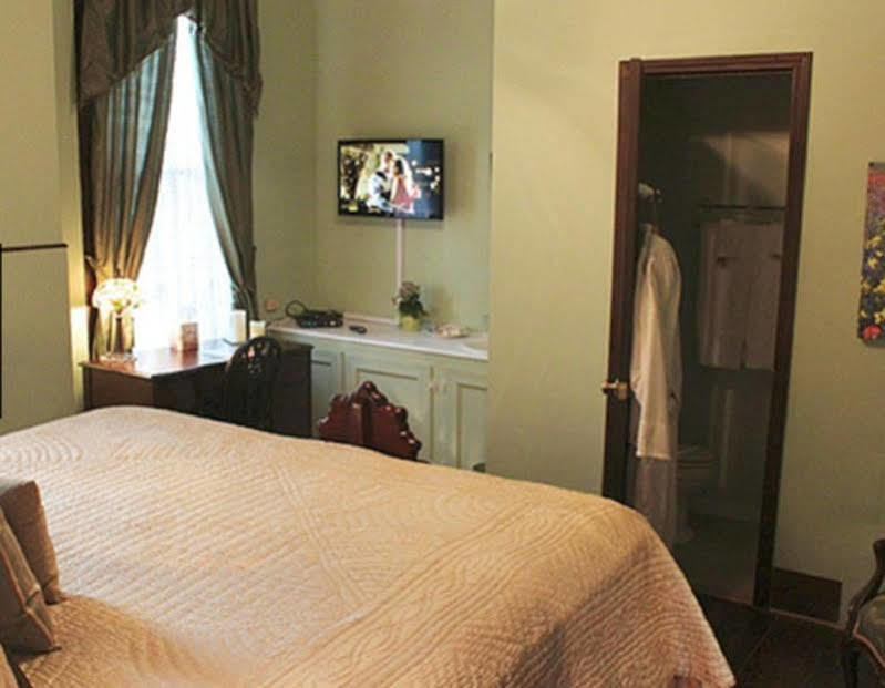 Evas Escape At The Gardenia Inn San Antonio Bagian luar foto